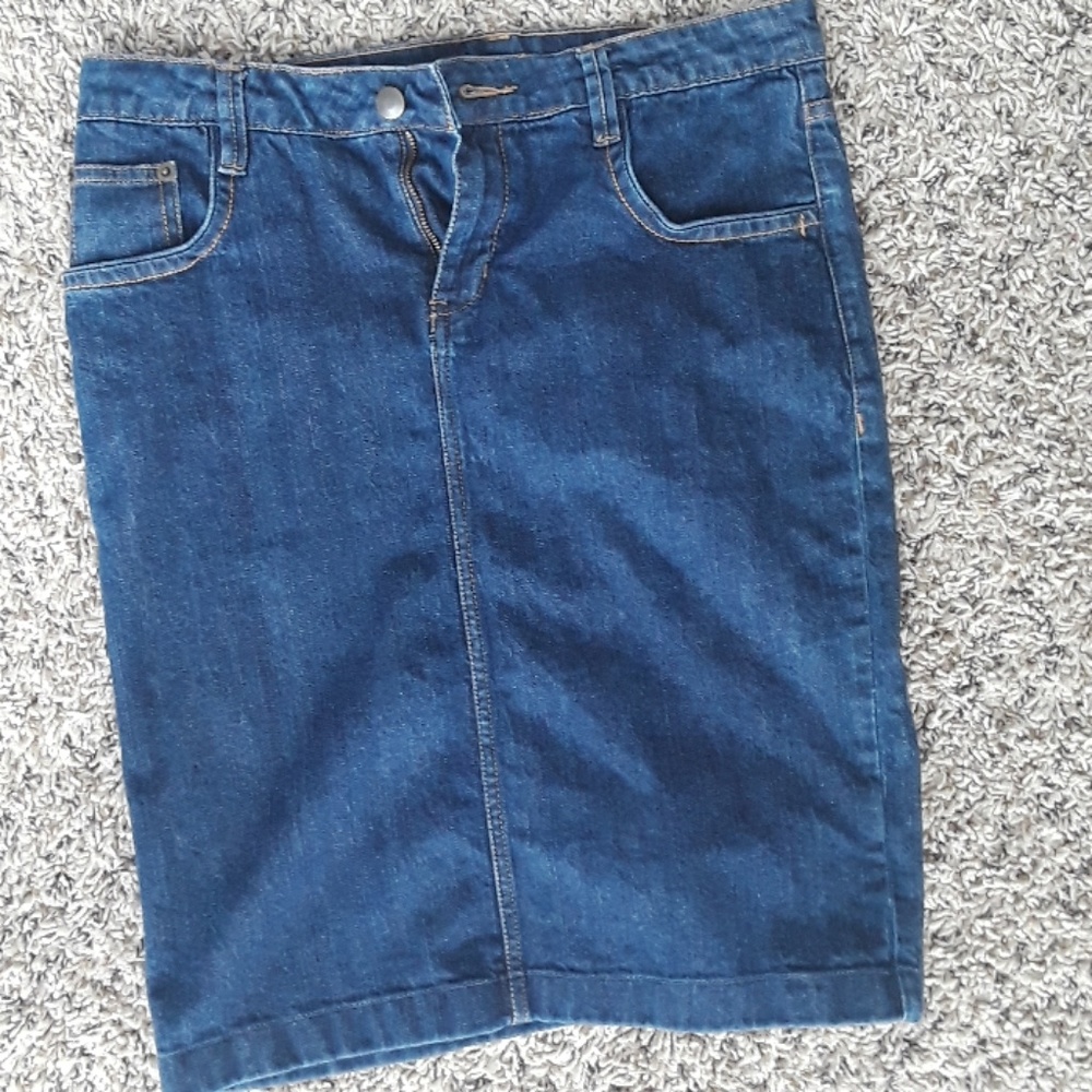 denim pencil skirt